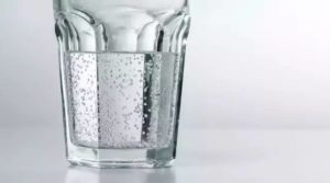 El agua Con Gas Engorda o Adelgaza?
