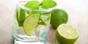 La Forma correcta de Tomar el Agua con Limón, Para obtener los Mejores Resultados