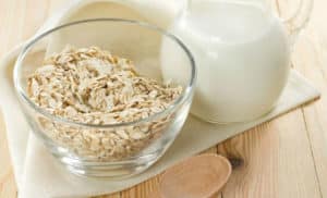 El agua de Avena Adelgaza la Misma? Beneficios y Consejos