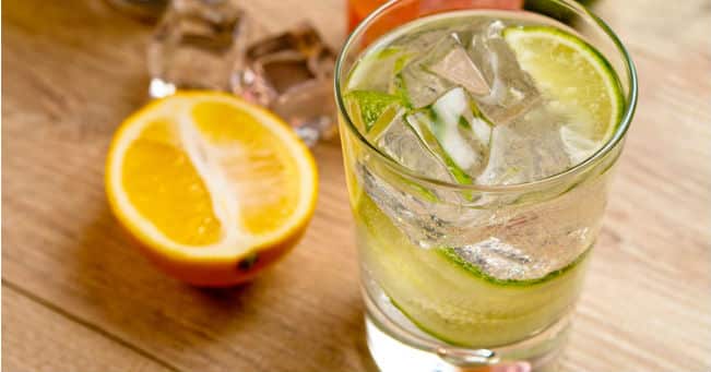 El agua tónica es tan malo? Es un refresco? ¿Qué es y para qué se utiliza? 1 El agua tónica es tan malo? Es un refresco? ¿Qué es y para qué se utiliza?