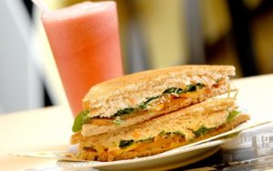 10 Alimentos Que Ayudan a Adelgazar en el Trabajo