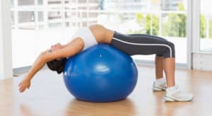 5 Mejores estiramientos con bola