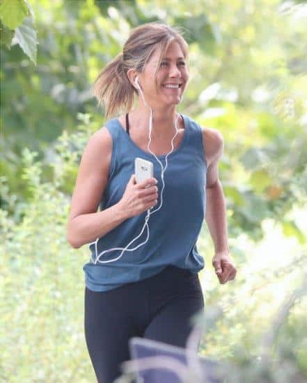 El entrenamiento y la Dieta de Jennifer Aniston. 4