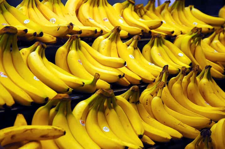 10 Beneficios de la Banana - Para Que Sirve y Propiedades 1 10 Beneficios de la Banana - Para Que Sirve y Propiedades 1