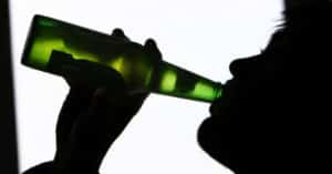 Cerveza aumenta el colesterol y triglicerides?