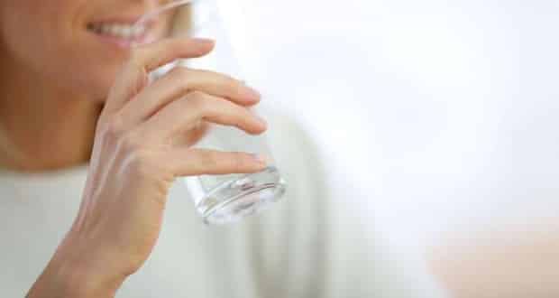 10 Beneficios de Beber Agua en Ayunas 1 10 Beneficios de Beber Agua en Ayunas 1