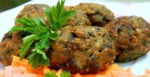 8 Recetas de albóndigas de Berenjena al horno Light