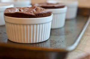 10 Recetas de Pastel de Chocolate Sin Leche