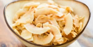 4 Recetas de Chips de Coco Low Carb