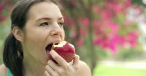 Debemos Comer Fruta Antes o Después de las Comidas?