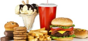 4 Alimentos que Envejecen y Que Consumir en Su Lugar