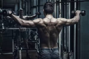 10 Mejores ejercicios para hombros en casa, y la academia