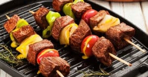 10 Recetas de brochetas de carne light