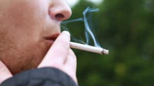 Cada 50 Cigarrillos se Produce Una Mutación de ADN por Célula del Pulmón