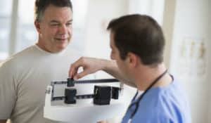 Como Hombres mayores de 40 Años Pueden llegar a Perder Peso