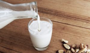 10 Beneficios de la Leche de Castaña y Cómo Hacer En Casa