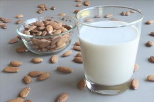 La leche de Almendras Adelgazar?