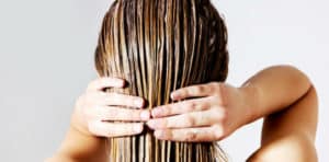 15 Beneficios del Aceite de Coco en el Pelo