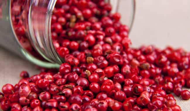 10 Beneficios de la Pimienta Rosa - Cómo Plantar, Disfrutar y Preparar 1 10 Beneficios de la Pimienta Rosa - Cómo Plantar, Disfrutar y Preparar 1