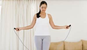 8 Ejercicios Aeróbicos Para Hacer en Casa
