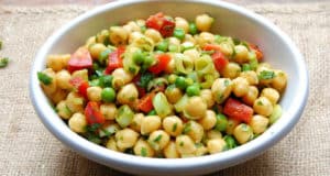 8 Recetas de Ensalada de Garbanzos con Verduras Light