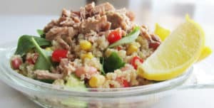 6 Recetas de Ensalada de Quinoa con Atún Light