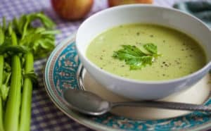 10 Recetas de Sopa de Apio Light