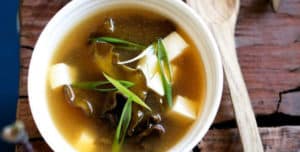 4 Recetas de Sopa de Miso – Beneficios y Consejos