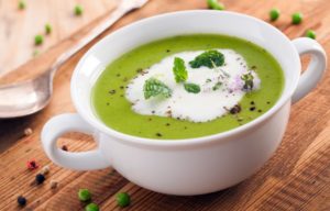 4 Recetas de Sopa de Guisantes Light (Pocas Calorías)