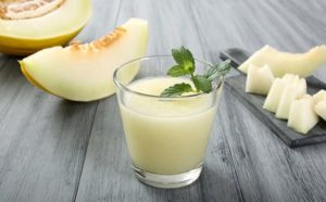 8 Recetas de Jugo de Col con Melón para bajar de peso