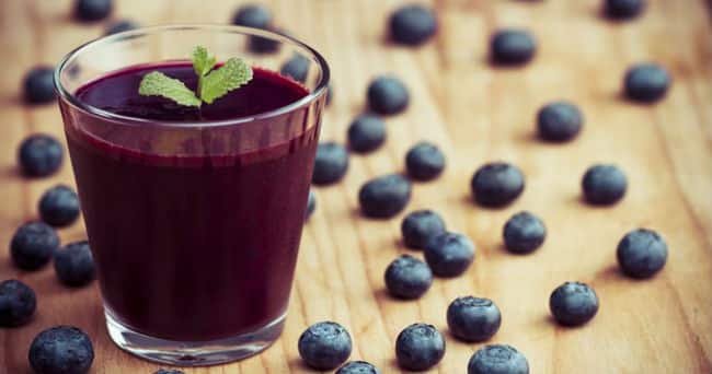 13 Beneficios del Jugo de Arándano - Para Que Sirve y Propiedades 1 13 Beneficios del Jugo de Arándano - Para Que Sirve y Propiedades 1