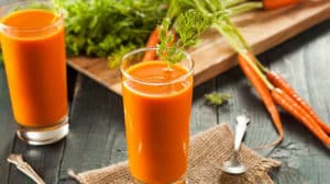 8 Recetas de Jugo para la Caída de Pelo
