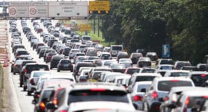 Pasar Mucho Tiempo en el Tráfico, Es, Literalmente, la Destrucción de su Cerebro