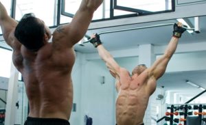 14 Consejos de Entrenamiento Para la Barra Fija
