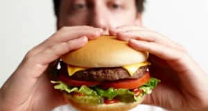 Cómo Transformar Su Adicción a la Hamburguesa en un Hábito Saludable