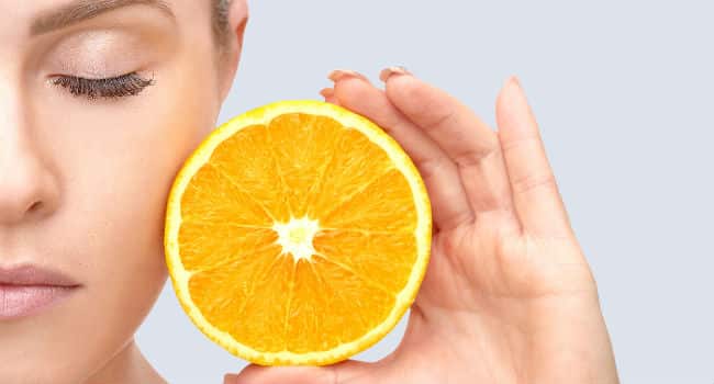 La Vitamina C para el Rostro, los Beneficios y Cómo se utilizan 1 La Vitamina C para el Rostro, los Beneficios y Cómo se utilizan 1