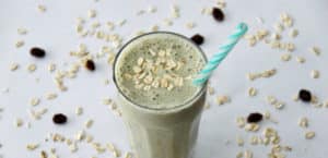 10 Recetas de batidos de avena para adelgazar