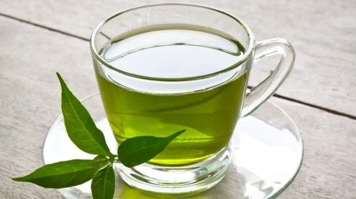 ¿Té de hojas de mango para bajar de peso? Para qué sirve, beneficios y cómo hacerlo