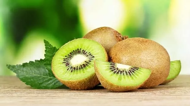 Kiwi y Vitamina C – Gana Incluso del Limón y de la Naranja?
