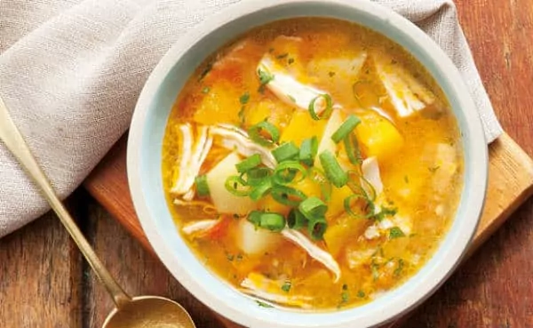 10 Recetas de sopa de pollo light